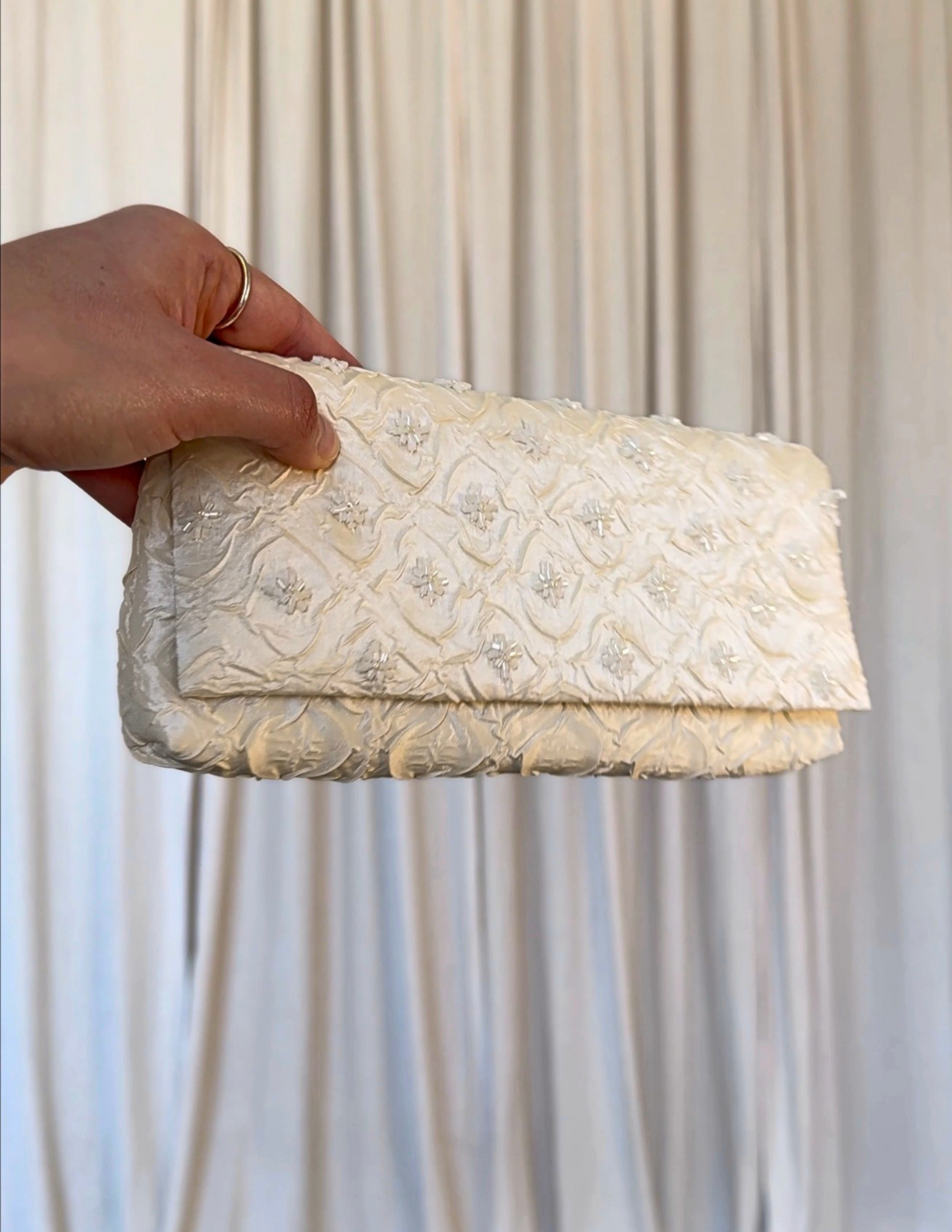 EMBELLISHED CLUTCH - CREAM
