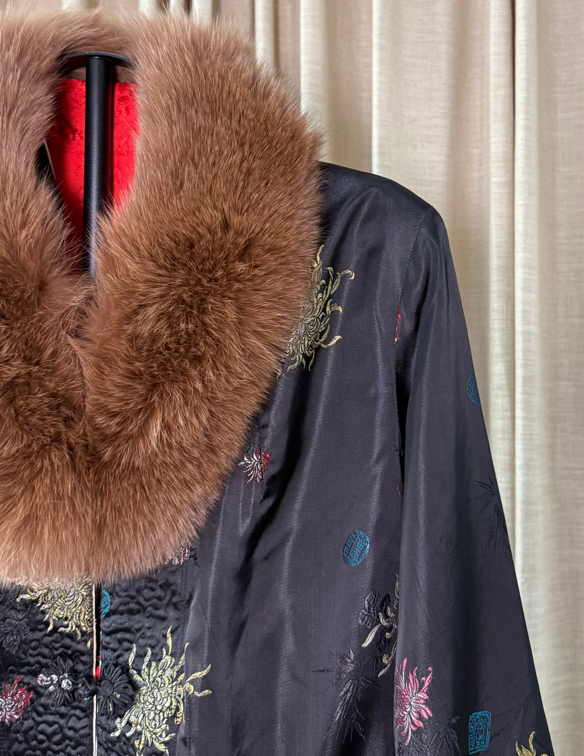 TANG FUR BROCADE JACKET